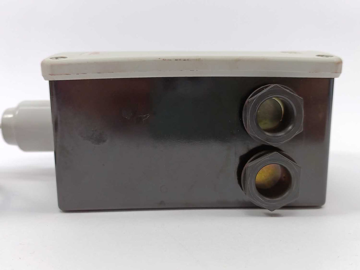 Danfoss 017-522066 Thermostat, RT123