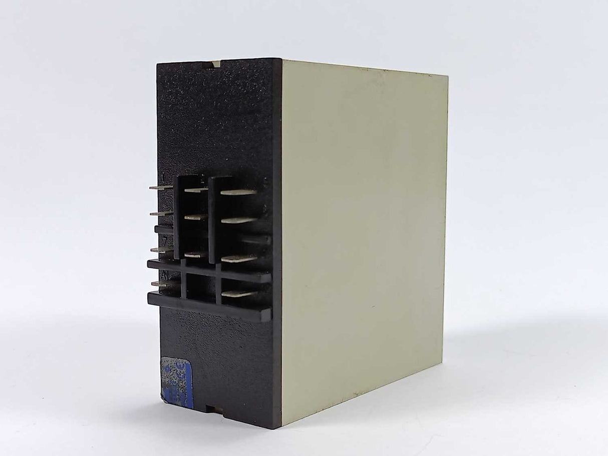 Carlo Gavazzi GFD 1440 230 TRANSMITTER 4 CHANNELS 97-265V~50/60Hz