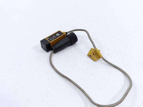 OMRON E3S-R2E4 Photoelectric Switch