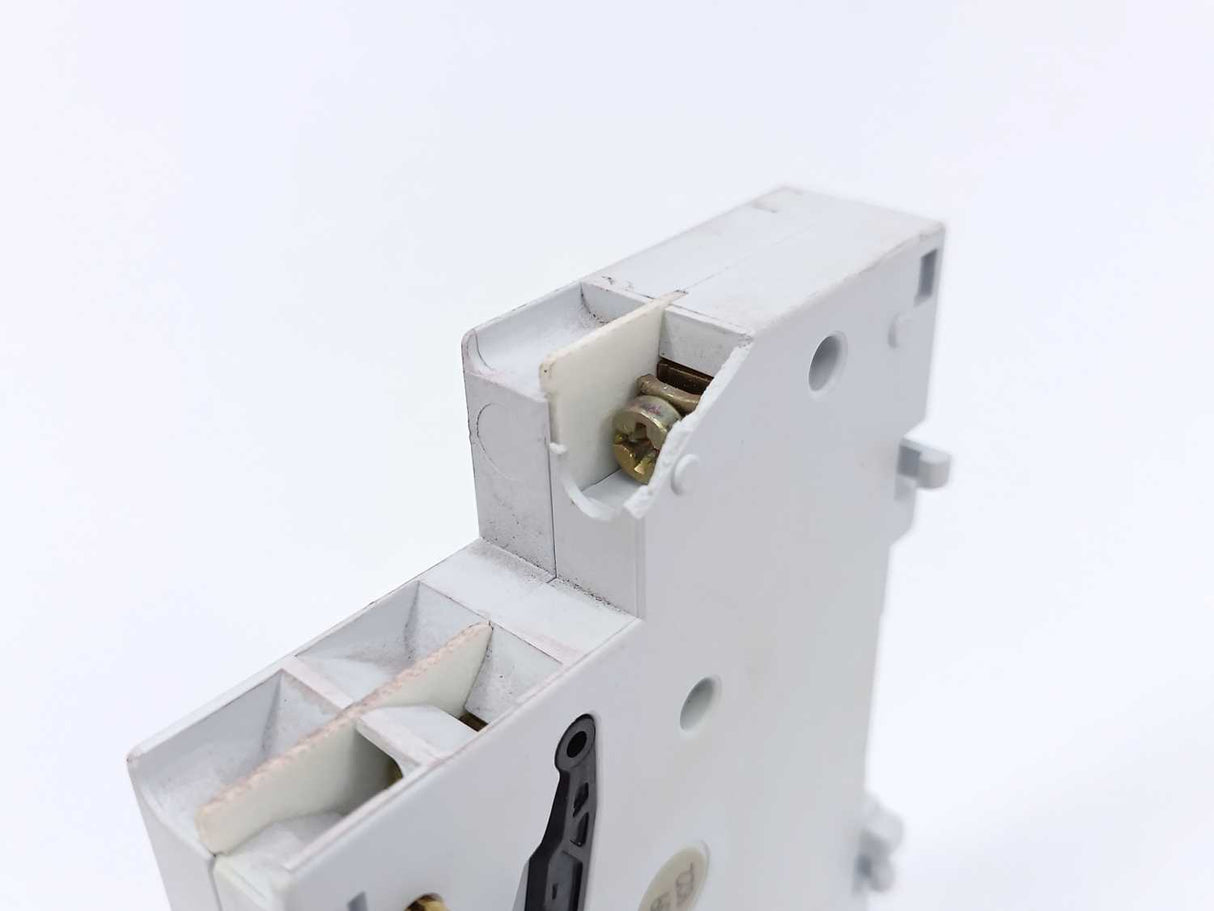 Klockner Moeller NHI 11-PKZ2 Side Mount Auxiliary Contact