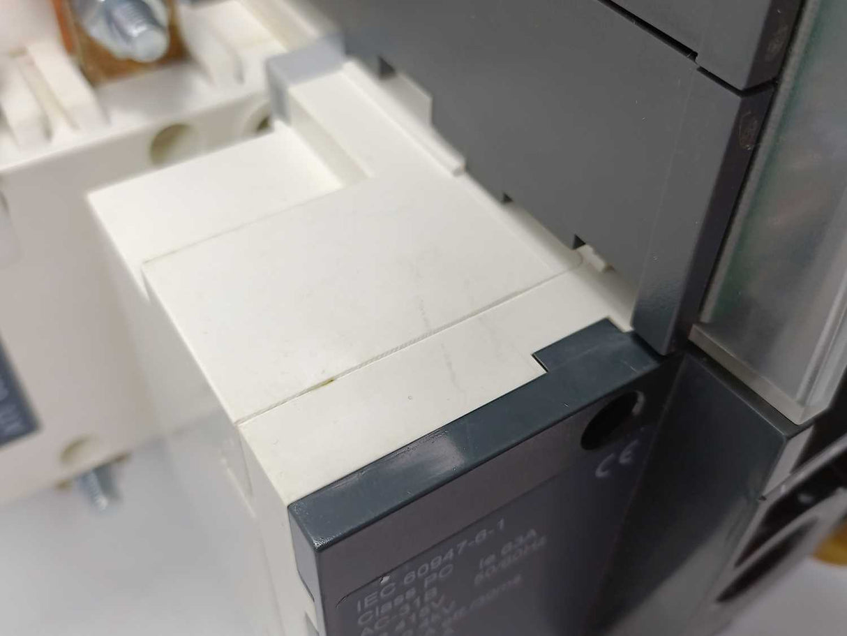 Socomec ATI 63A Automatic changeover switch AC-31B