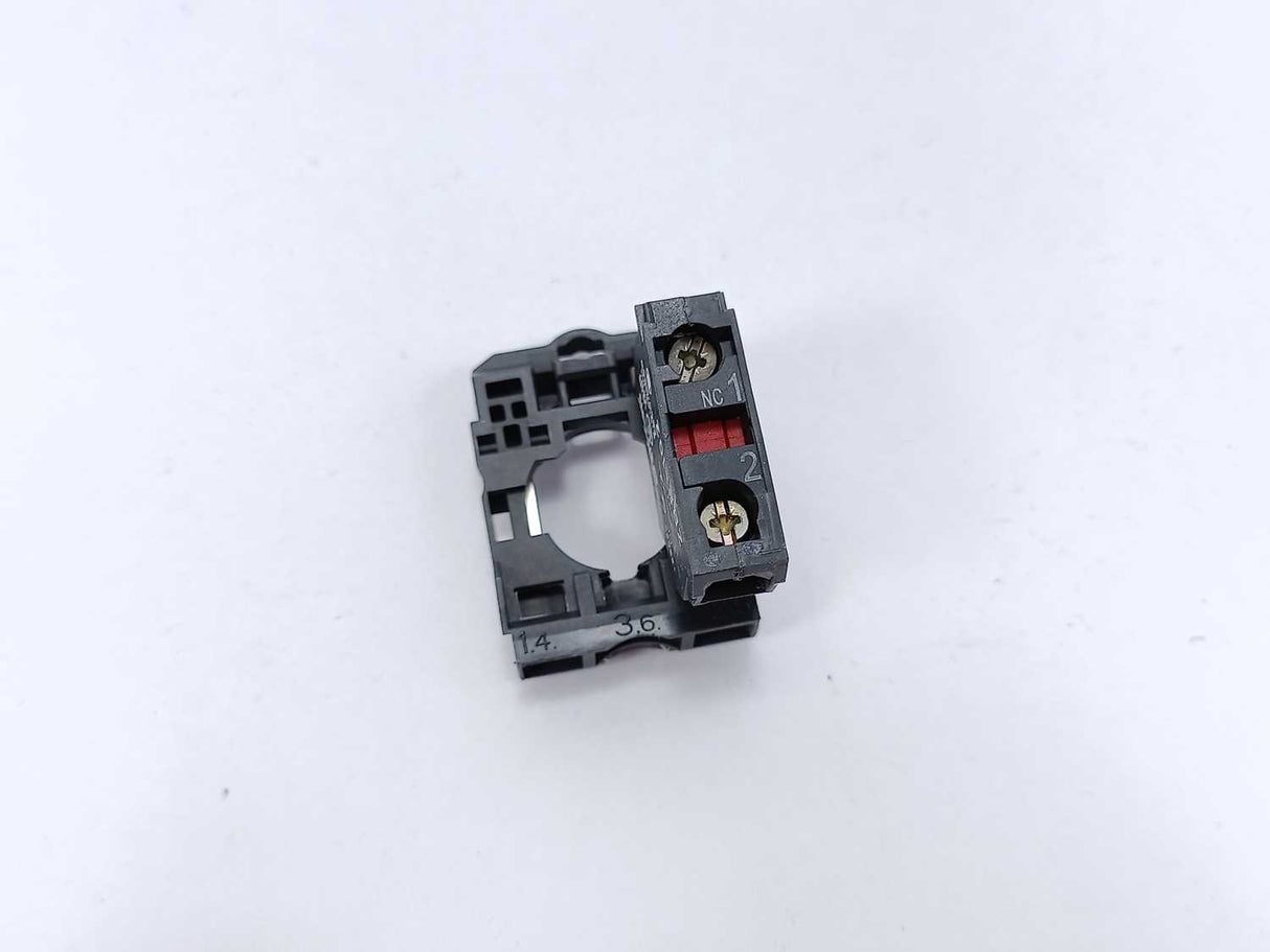 Schneider Electric ZB5AZ102 Single contact block 5 Pcs.