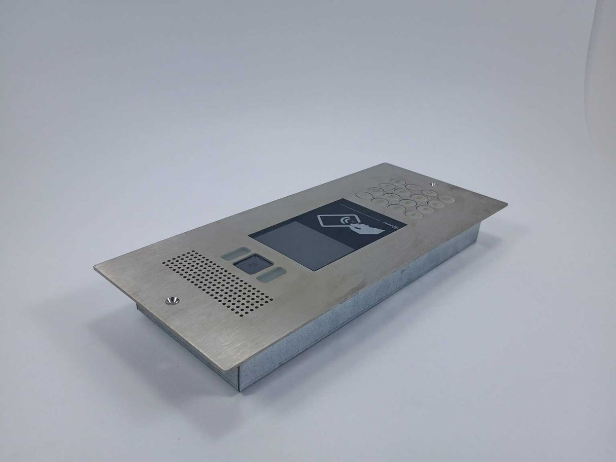 Golmar 7402/IP LCC video coded panel