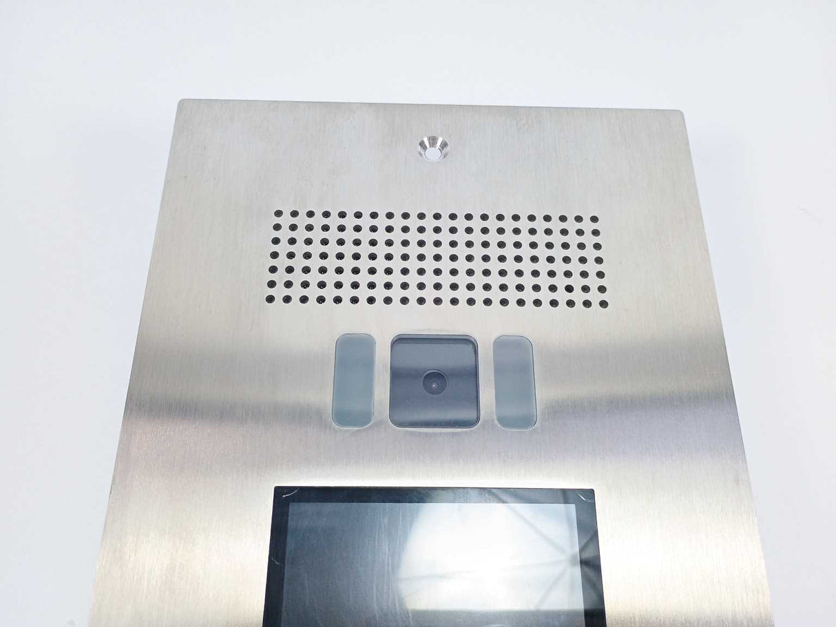 Golmar 7402/IP LCC video coded panel