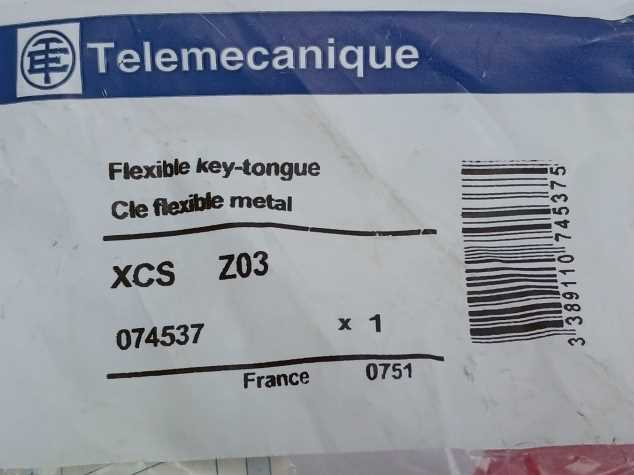 TELEMECANIQUE XCSZ03 FLEXIBLE KEY-TONGUE