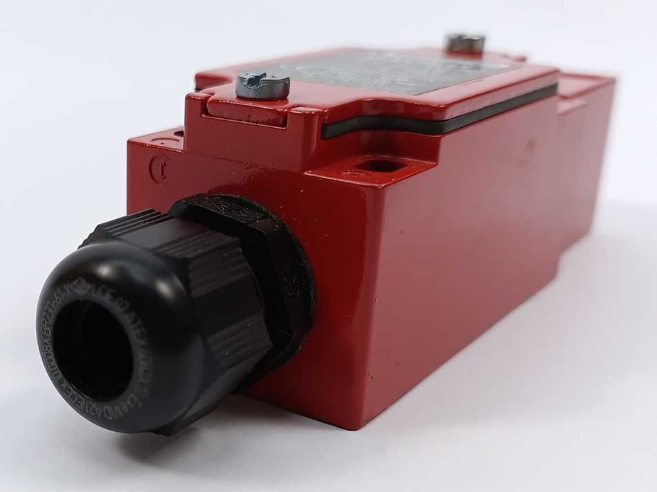 TELEMECANIQUE XCSA702EX Safety switch