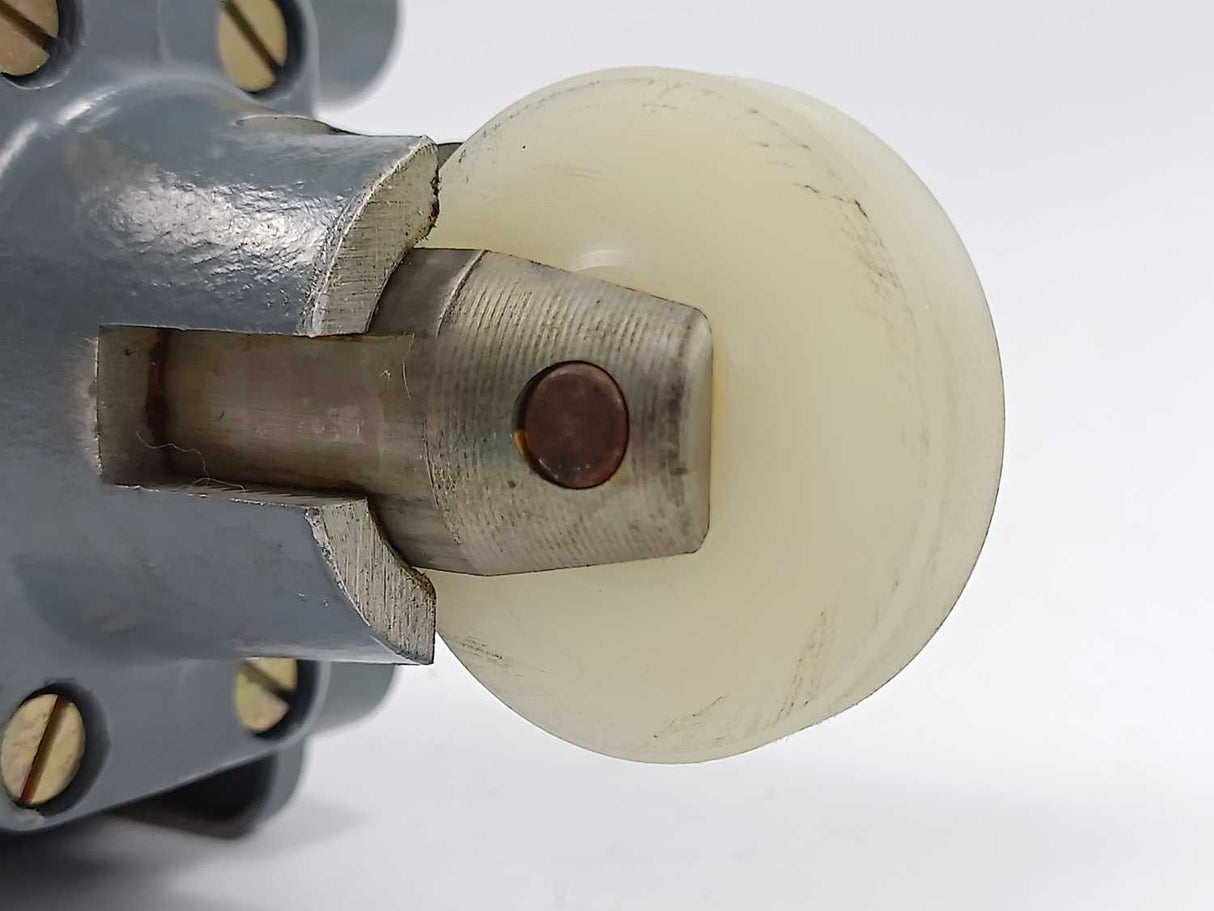 BBC EX3643 Ex Approved Switch