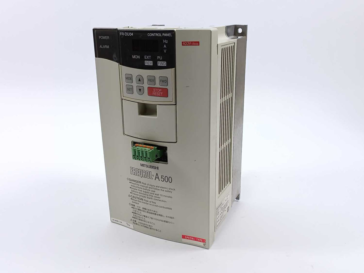 Mitsubishi FR-A540-1.5K-82 FREQROL-A500 Inverter & FR-DU04 Control Panel