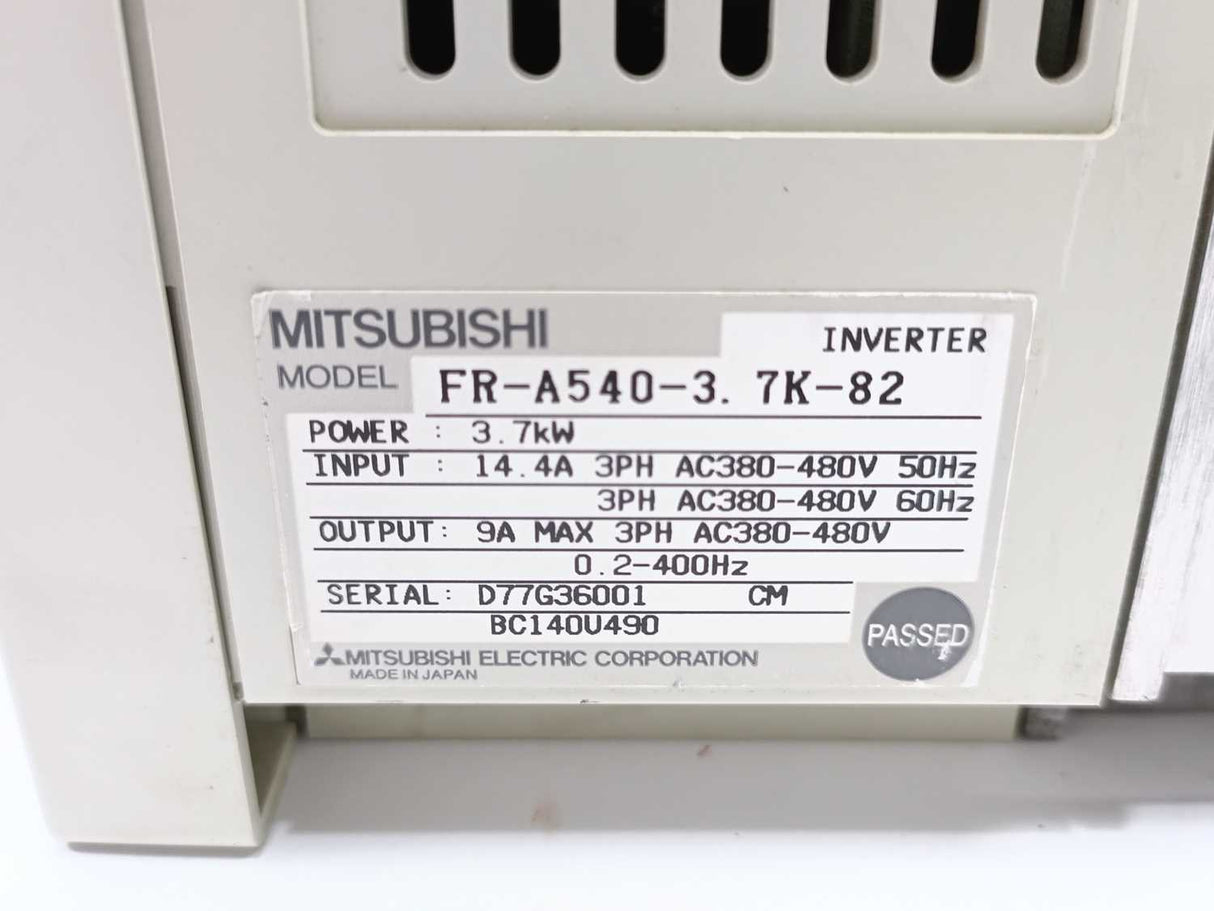 Mitsubishi FR-A540-3.7K-82 FREQROL-A500 Inverter & FR-DU04 Control Panel
