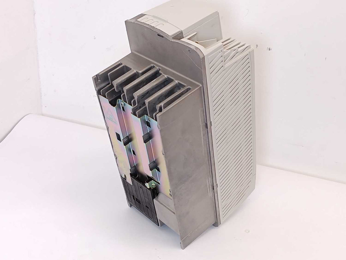 Control Techniques SP2404 UNIDRIVE 15.0kW W/SM-Keypad For Spare Parts