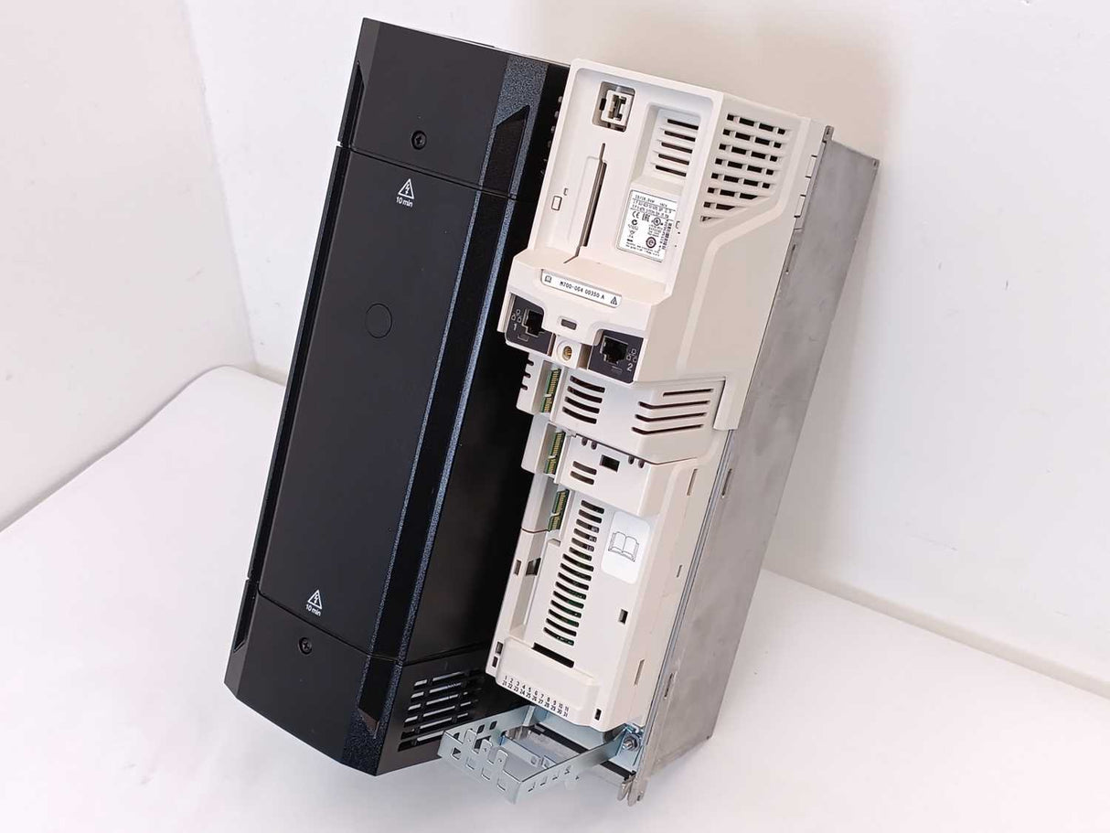 Control Techniques M700-06400350A UNIDRIVE M700 For Spare Parts