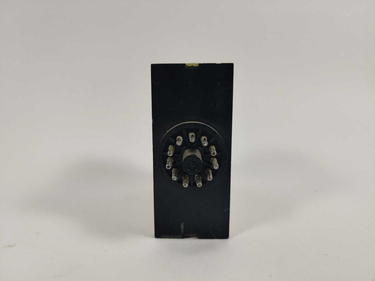 Electromatic SA 205 220 / SA205220 S-System relay 0,15-3 sec 220 VAC