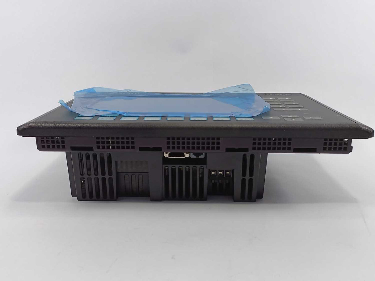 AB 2711-K9A2 PanelView 900 Ser. B Rev. B Frn. 1.02 Defective display