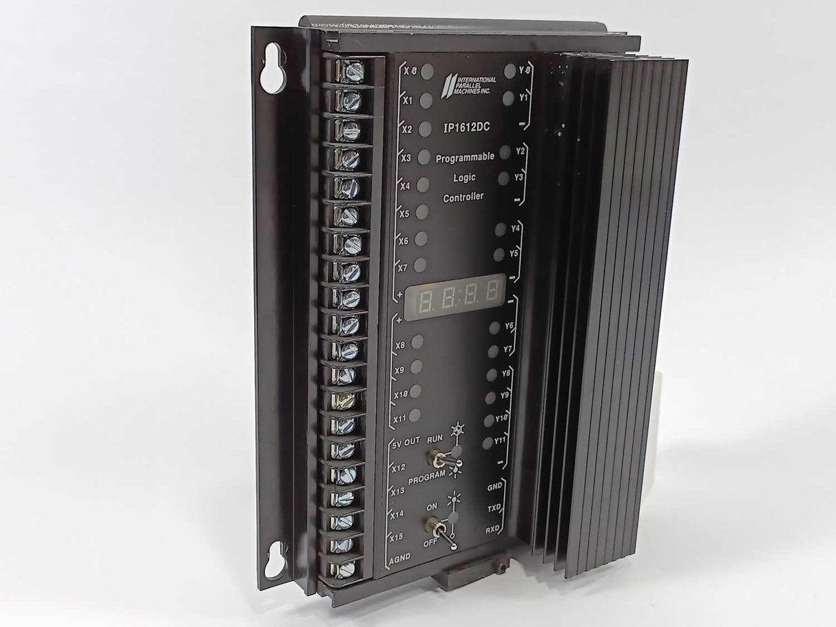 International Parallel Machines INC. IP1612DC PLC Module/Rack