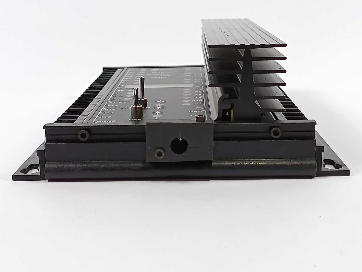 International Parallel Machines INC. IP1612DC PLC Module/Rack