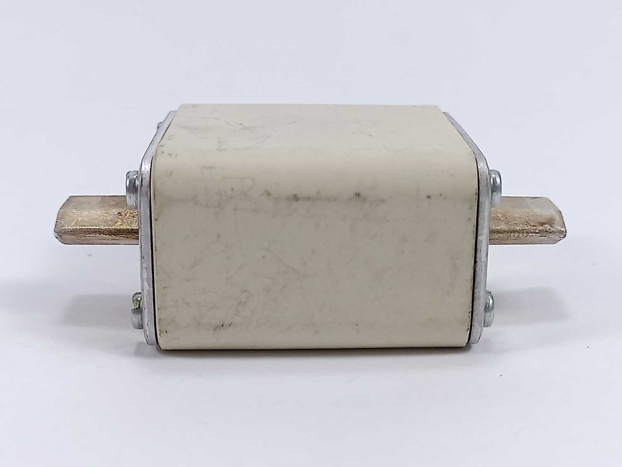 Siemens 3NA3824-6 LV HRC fuse element 80A