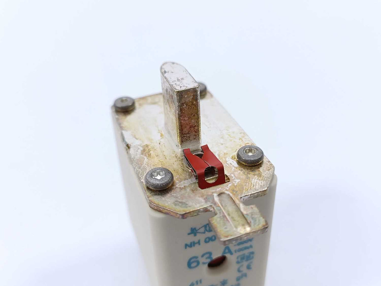 SIBA VDE 0636/4 NH Fuse 00 63A 2020920.63 690VAC