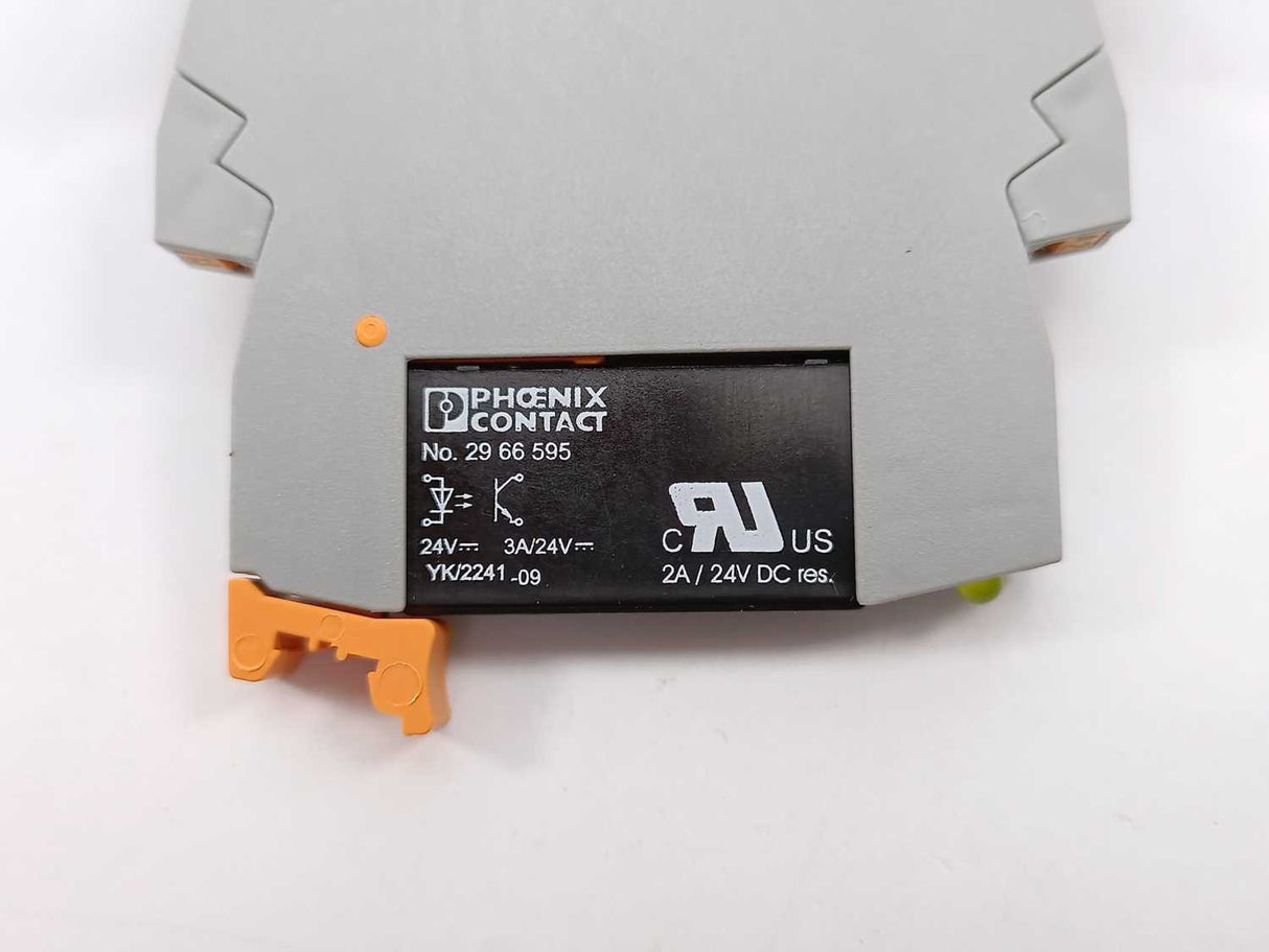 Phoenix Contact 2900449 Relay base 3 Pcs.