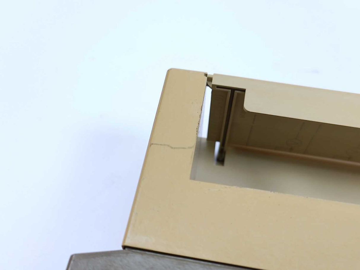 Siemens 6ES5470-7LB12 SIMATIC S5 Analog output module