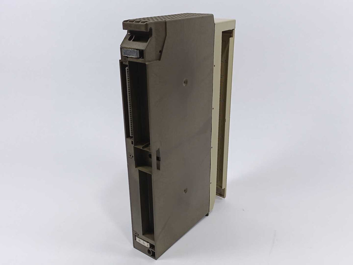 Siemens 6ES5454-7LA11 SIMATIC S5, Digital Output Module