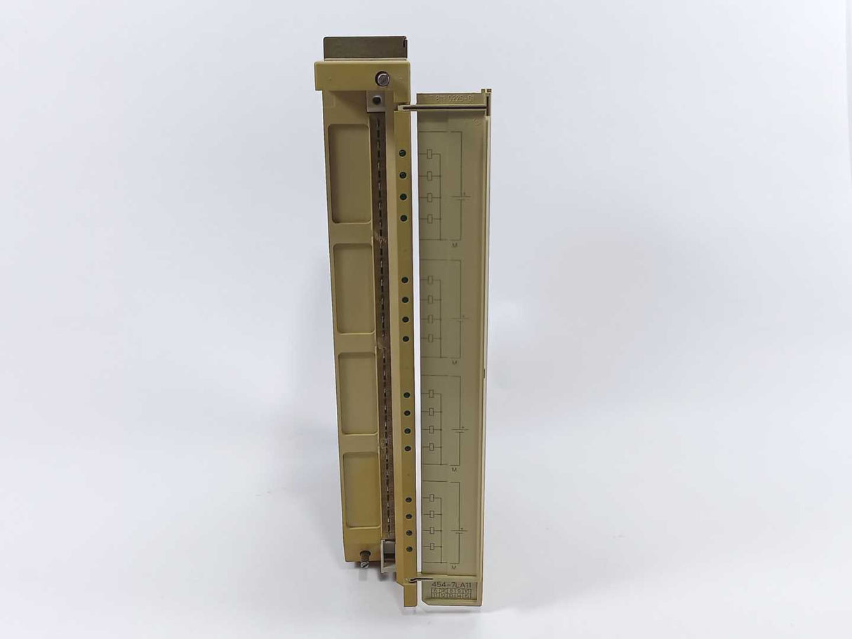 Siemens 6ES5454-7LA11 SIMATIC S5, Digital Output Module