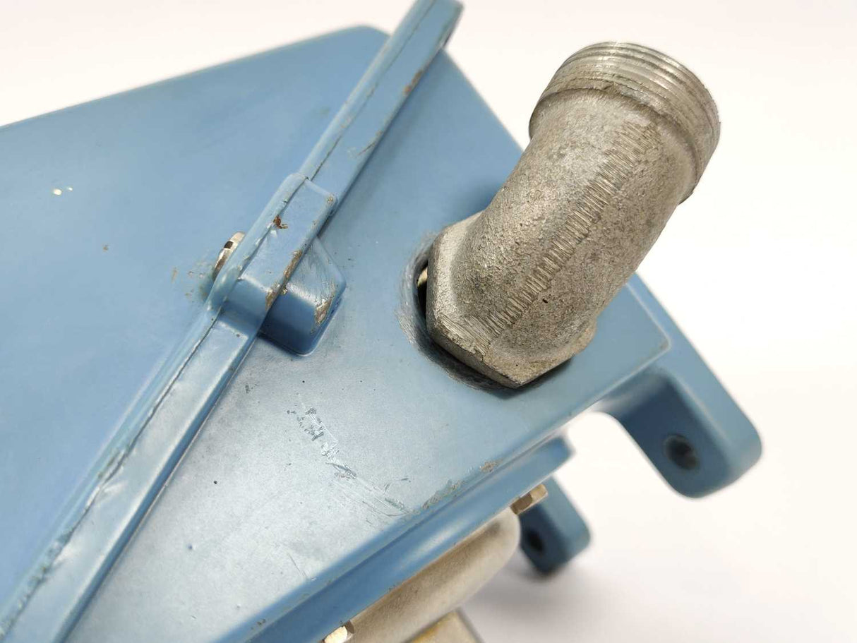 UE United Electric J402-552 Pressure and Temperature Switch