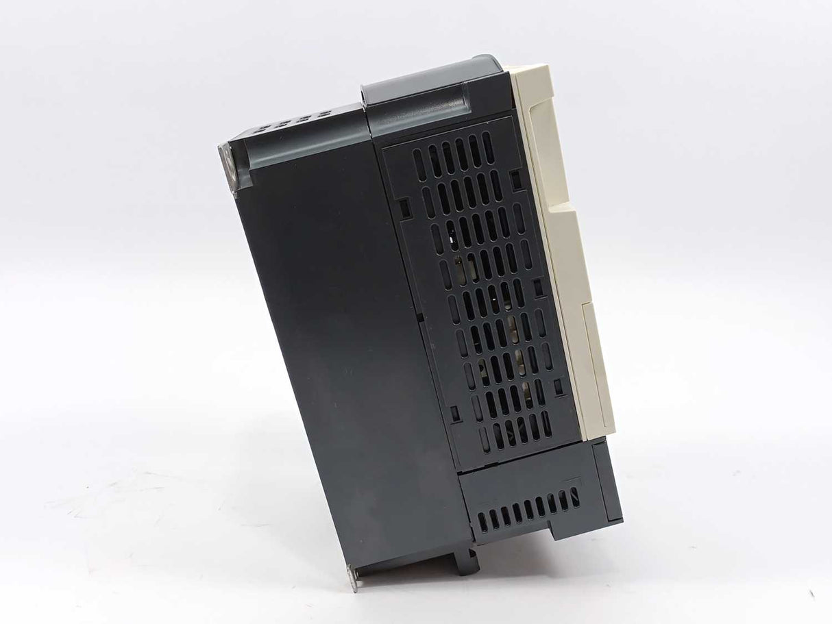 Schneider Electric ATV61HU22N4Z AC Speed Drive 2.2kW 3HP