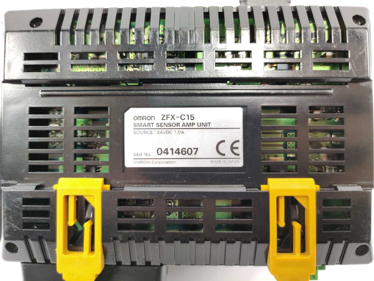 OMRON ZFX-C15 Smart Sensor AMP Unit + ZFX-XC3A