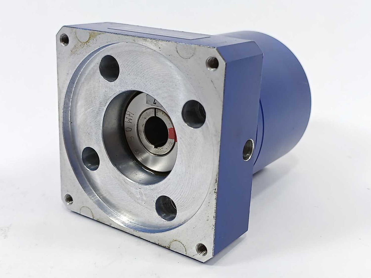 Alpha LP 070-M01-7-111-000 Gear motor. Ratio: 7