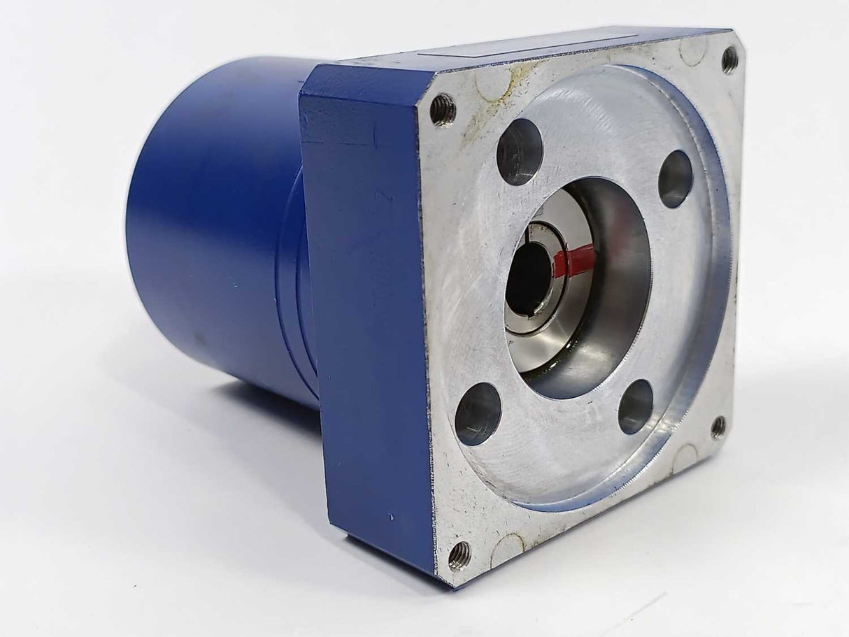 Alpha LP 070-M01-7-111-000 Gear motor. Ratio: 7