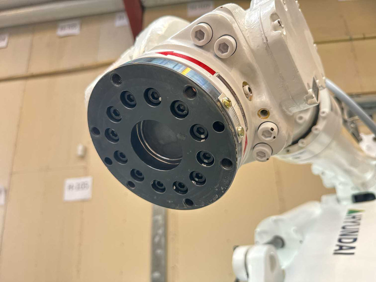 HYUNDAI HX130 ROBOT MANIPULATOR W. Hi4a-0000 + TP300EA