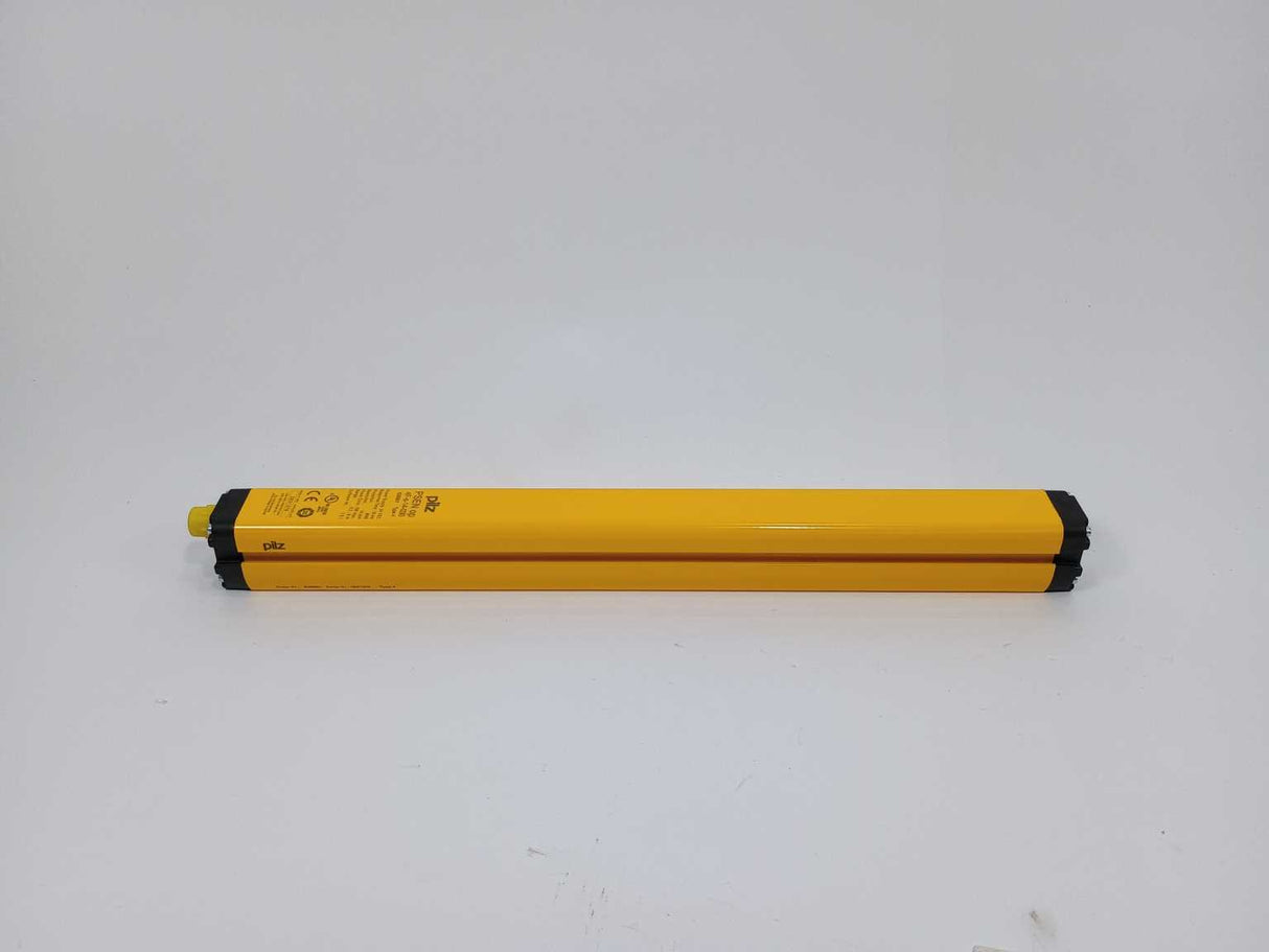 Pilz 630601 PSEN op4F-s-14-030 Safety Curtain. Emitter & Receiver
