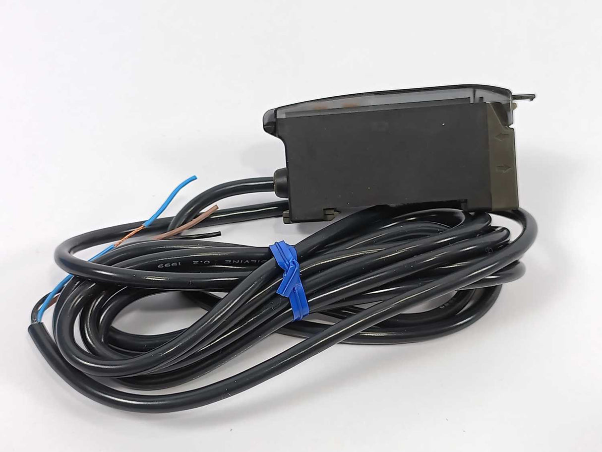 OMRON E3X-DA41 Photoelectric Switch 12-24 VDC, 2m