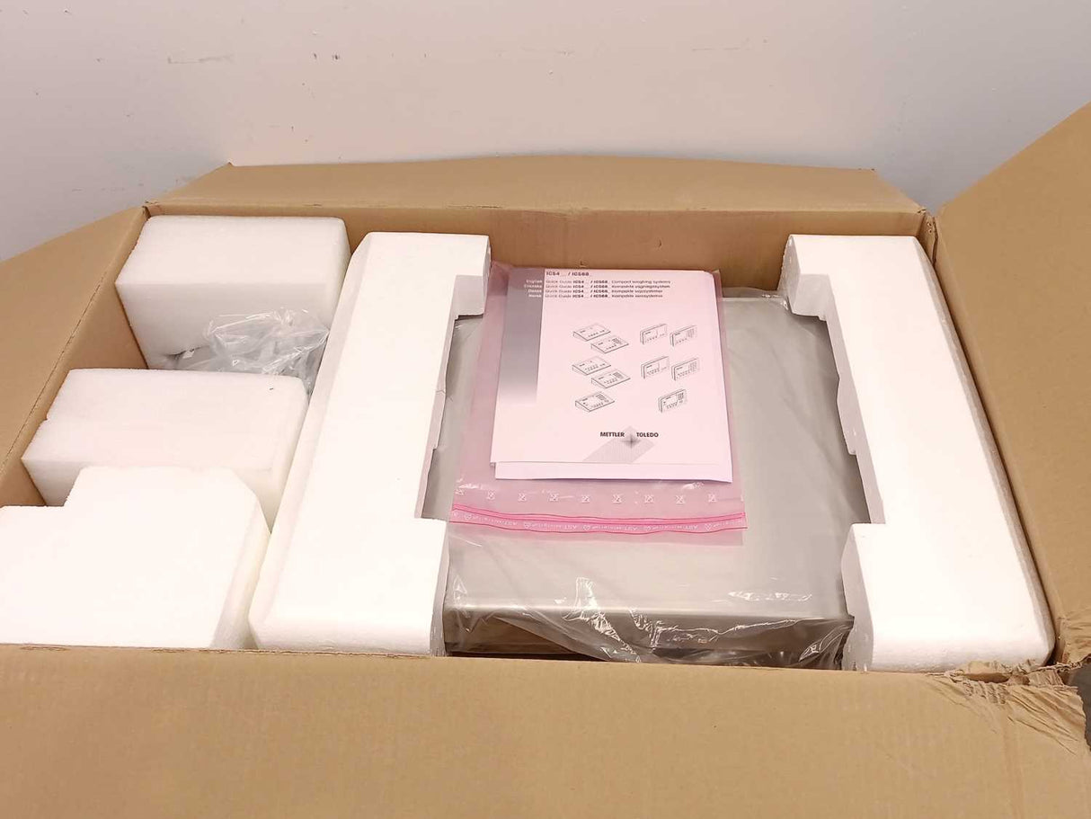 Mettler Toledo ICS465sB60/t/M CombiBenchScale, 60kg w. ICS4x5-1