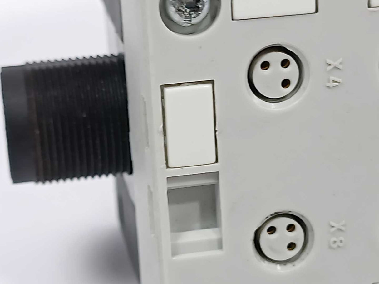 Festo 195706 CPX-AB-8-M8-3POL Manifold block with 533577