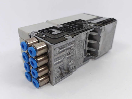 Festo 533360 MPA1-FB-EMS-8 w/ 533352 & 2x 533350 & 2x 533351