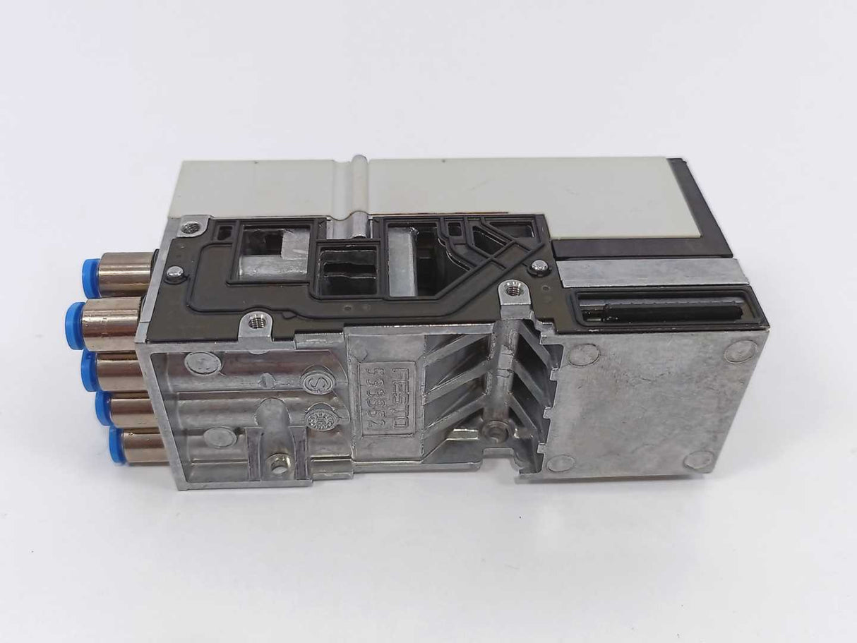 Festo 533360 MPA1-FB-EMS-8 w/ 533352 & 2x 533350 & 2x 533351