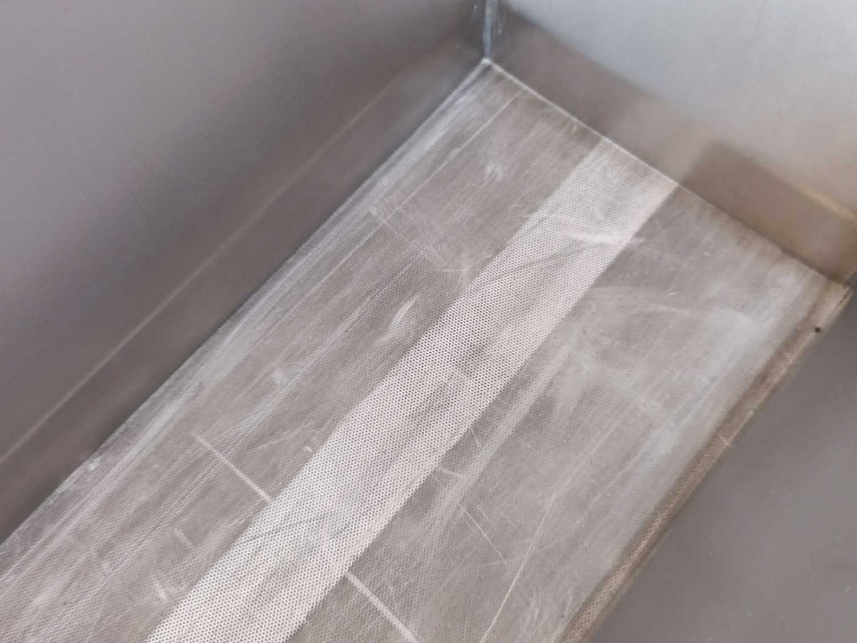 Pneumatic Belt Conveyor Length: 1080mm, Belt Width: 145mm