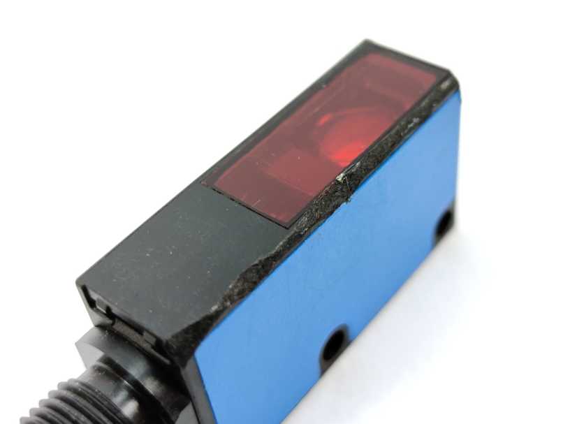 SICK 1018287 WL9-2P431 Photoelectric Retro-Reflective Sensor