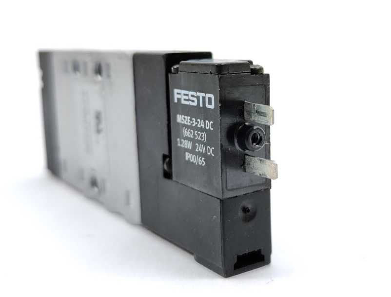 Festo 196927 CPE10-M1BH-5L-M7 Solenoid Valve w/ 662 523