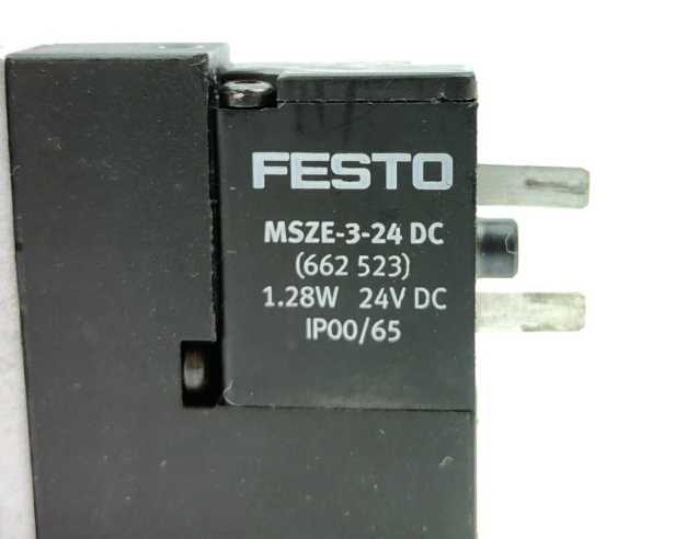Festo 196927 CPE10-M1BH-5L-M7 Solenoid Valve w/ 662 523