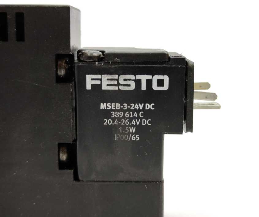 Festo 163145 CPE18-M1H-3GLS-1/4 Air Solenoid Valve w/ 389614C Coil