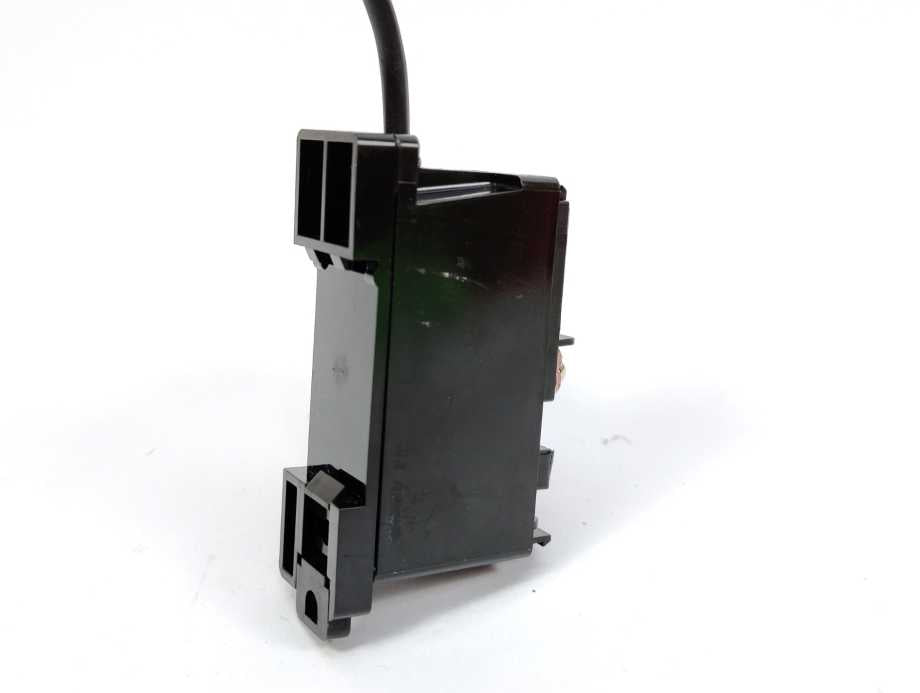 KEYENCE  PG-610 Amplifier Unit