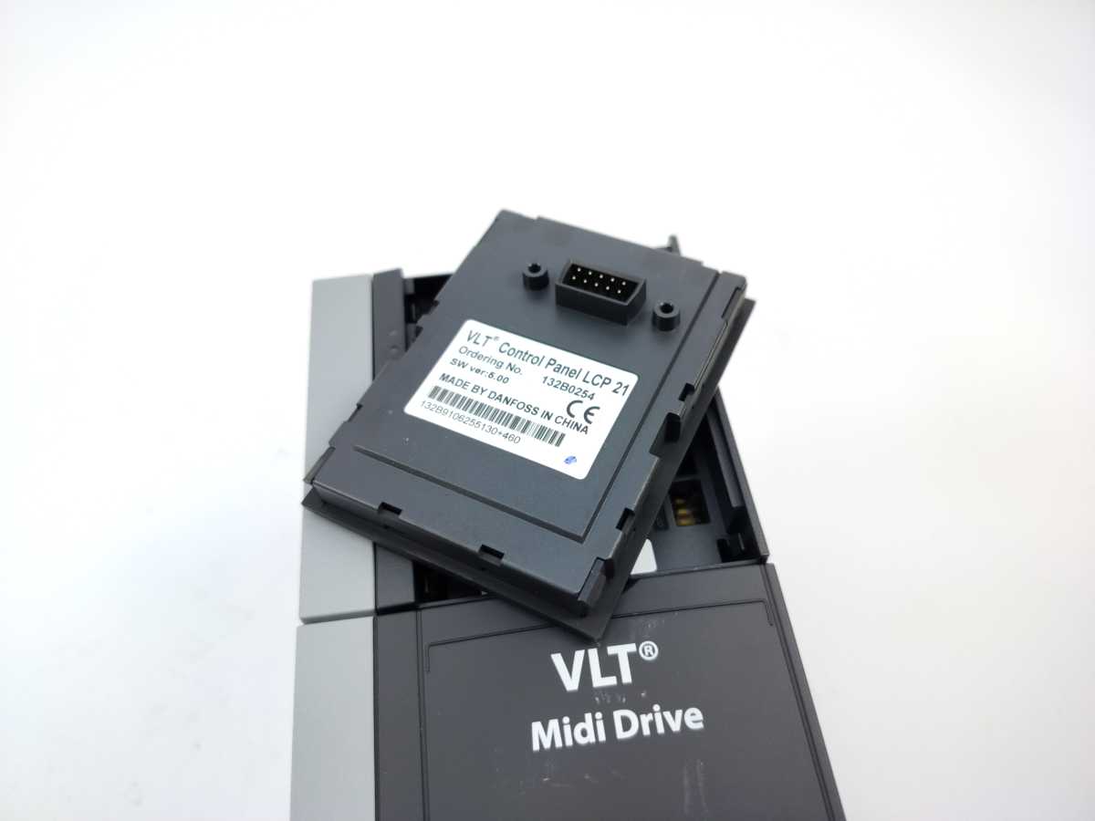 Danfoss 134U7734 4kw VLT FC-280 FC-280P4K0T4E20H1BX