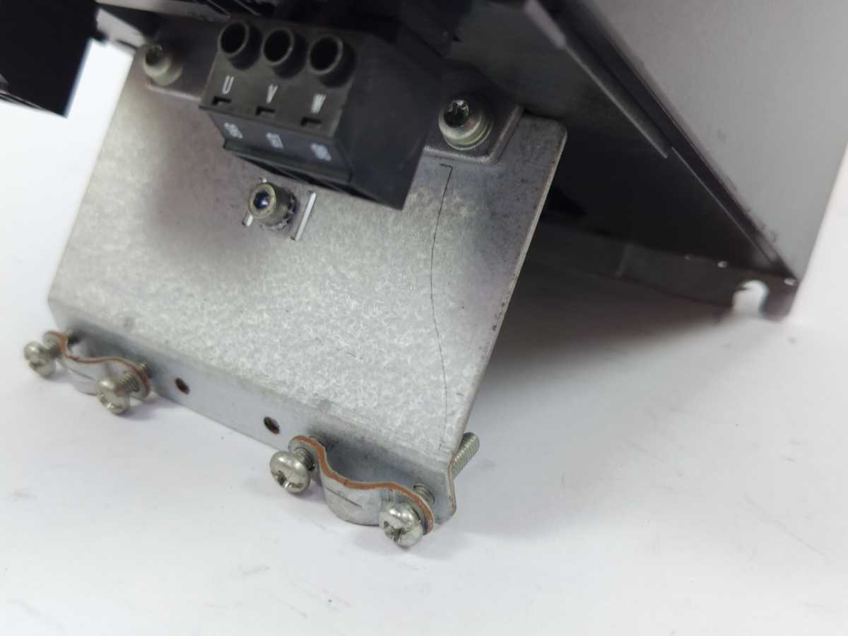 Danfoss 195N1087 VLT® 2800 5.5kW / 7.5 HP VLT2855PT4B20STR