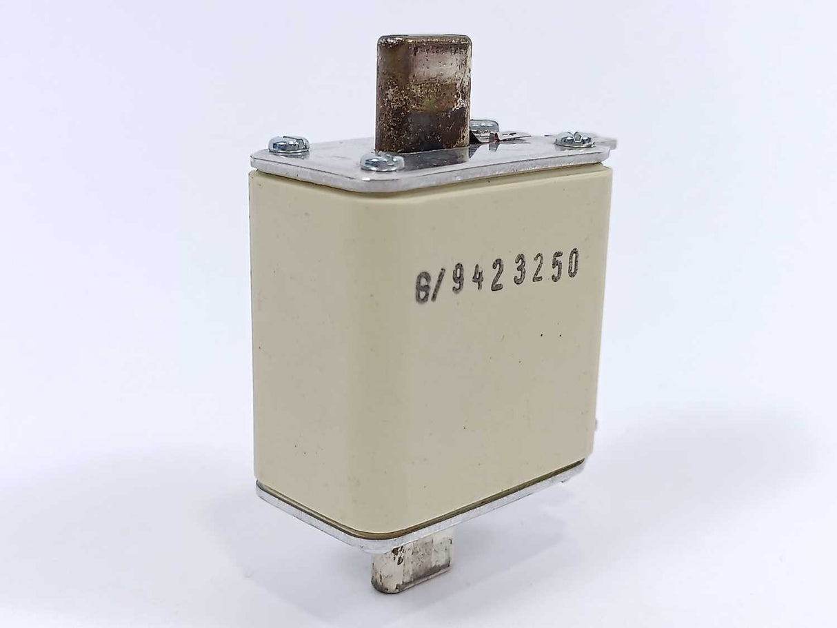 Siemens 3NE8003 SITOR 35A VDE 0636 AC 660V gR batch size 3 Pcs.