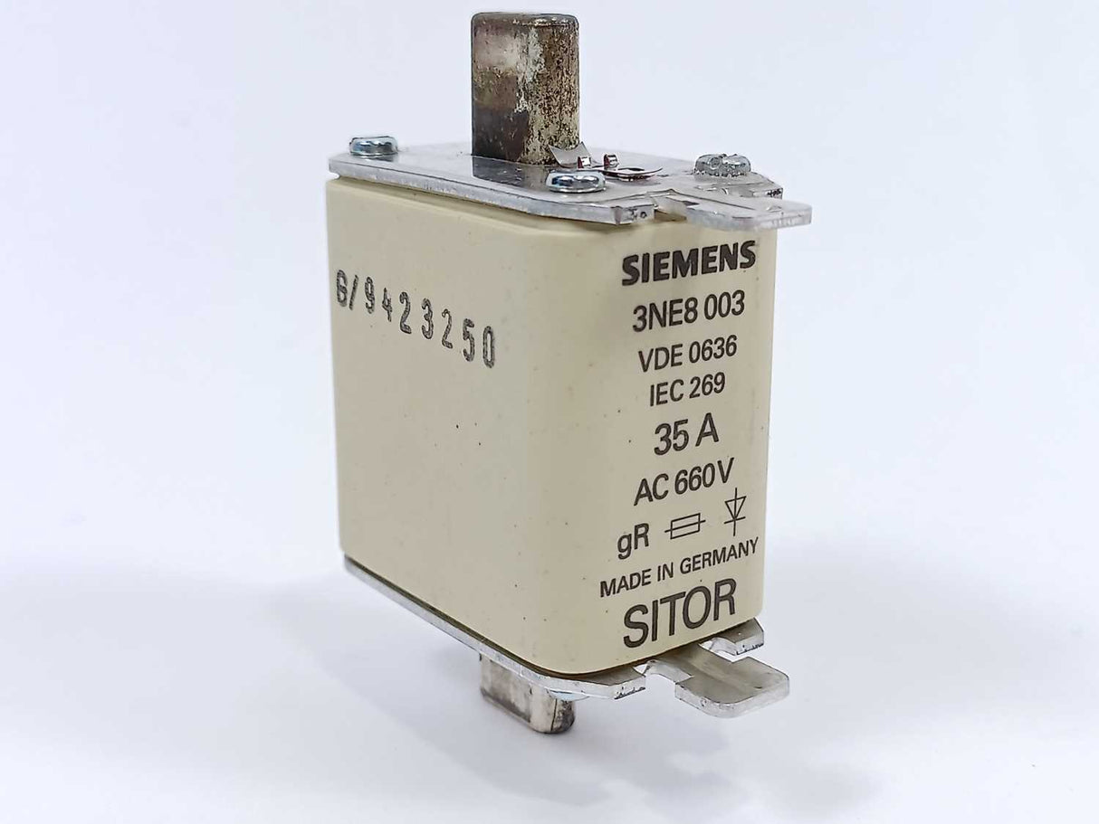 Siemens 3NE8003 SITOR 35A VDE 0636 AC 660V gR batch size 3 Pcs.