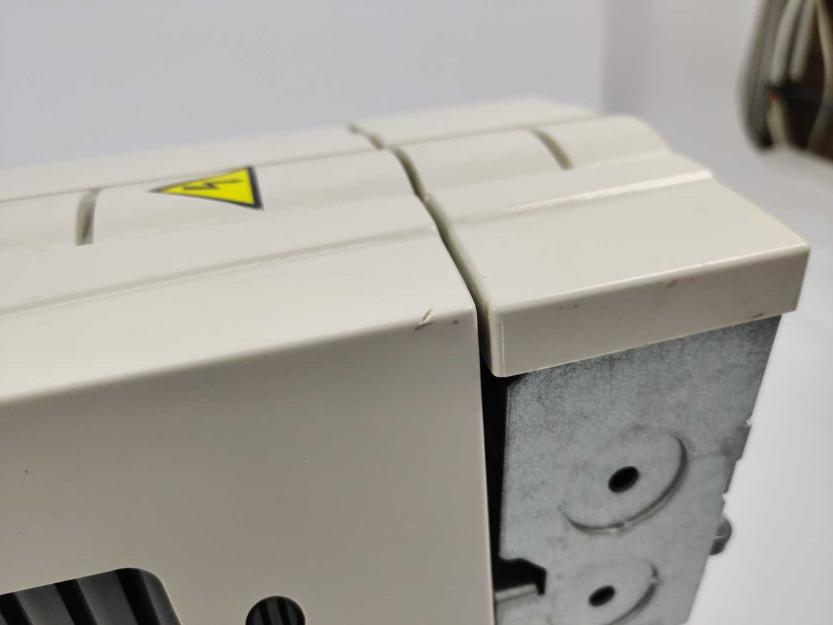 ABB 3AUA0000004422 Frequency converter, ACH550-01-015A-4