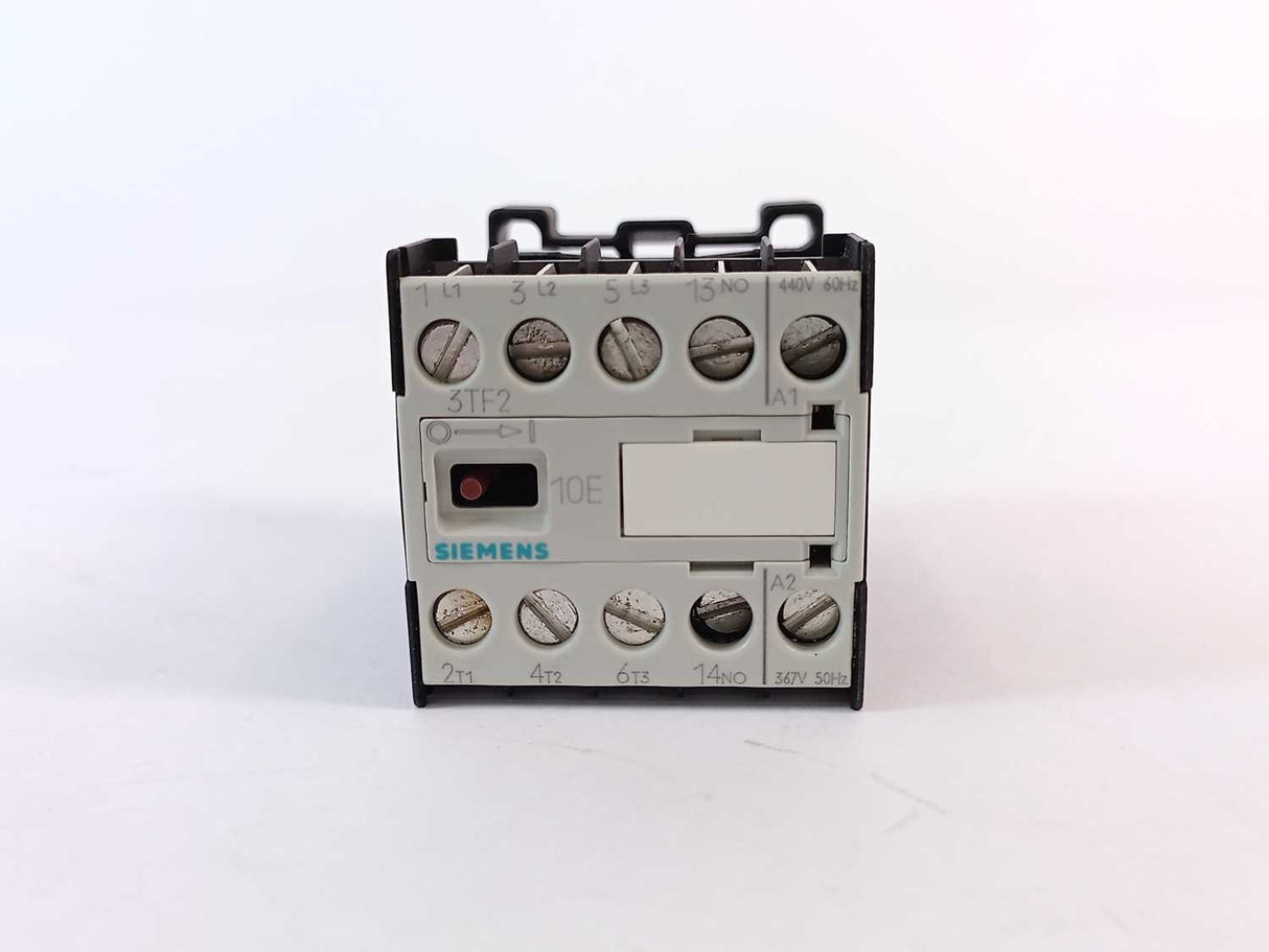 Siemens 3TF2010-0AR1 Contactor size S00