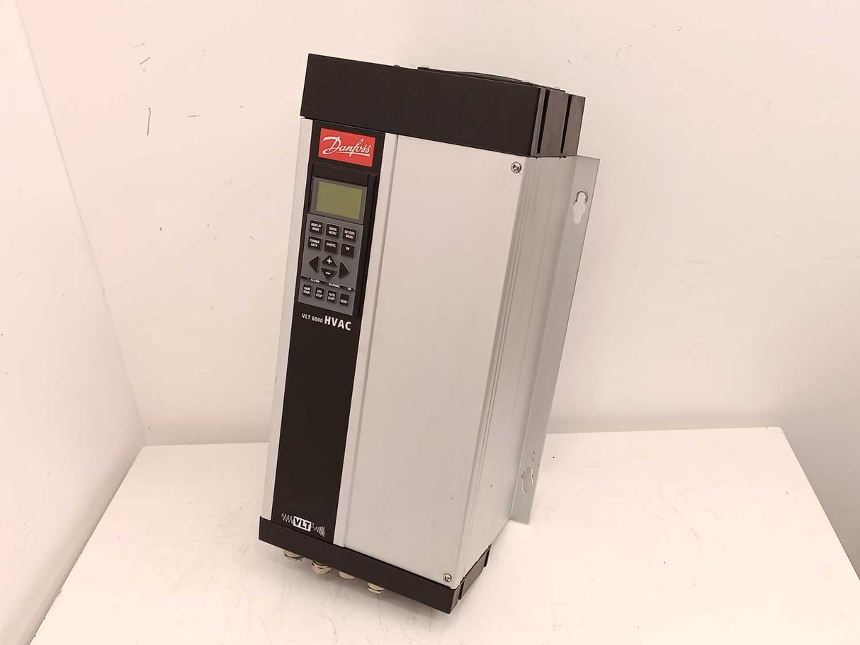 Danfoss VLT6008HT4C54STR3DLF00A00C0 VLT 6000 HVAC Drive
